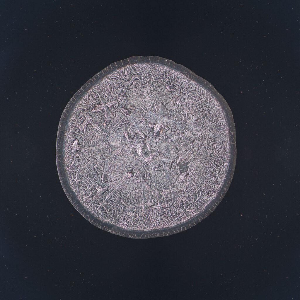 Ari — emotional tear photographed under the microscope